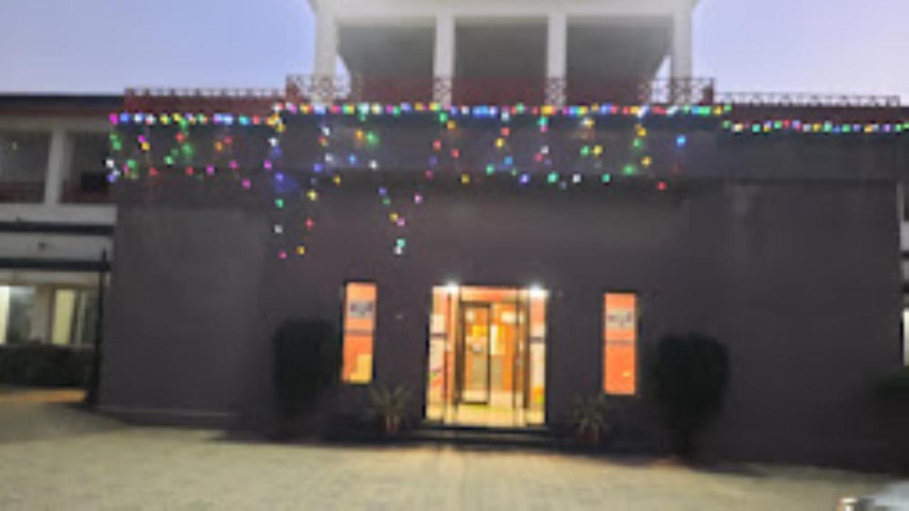 Hotel Mp Tourist Bunglow , Chitrakoot Sitapur Muafi Exterior foto