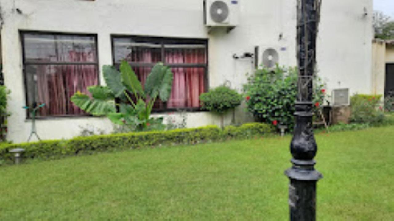 Hotel Mp Tourist Bunglow , Chitrakoot Sitapur Muafi Exterior foto
