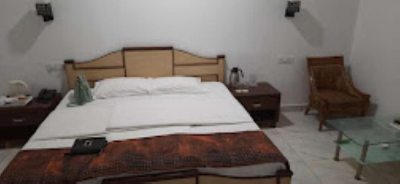Hotel Mp Tourist Bunglow , Chitrakoot Sitapur Muafi Exterior foto
